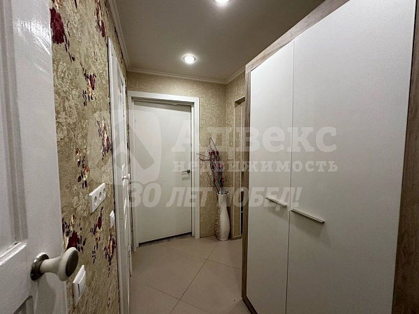 Квартира 3-комн., 65.2 м²