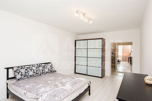 2-к квартира, 75 кв.м.