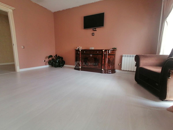Квартира 3-комн., 145.1 м²