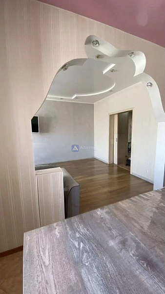 Квартира 3-комн., 104 м²