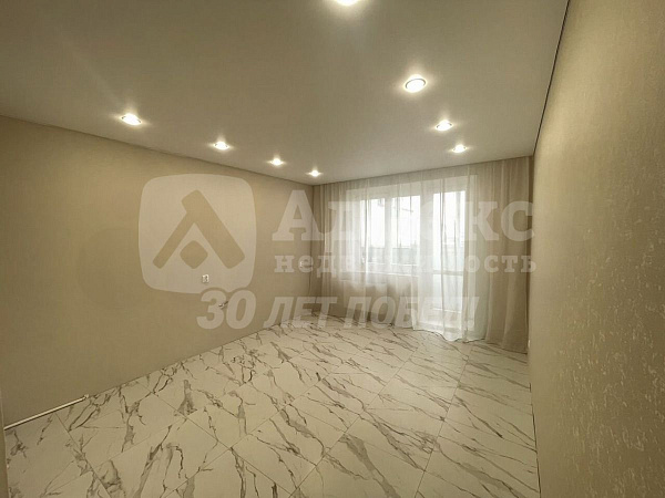 Квартира 2-комн., 68 м²
