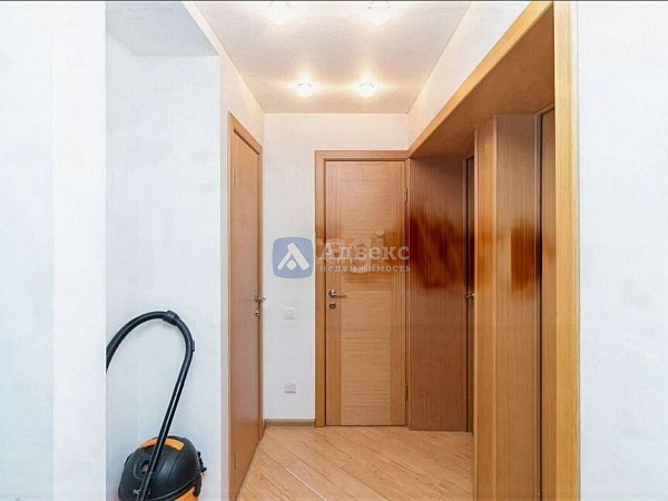 Квартира 4-комн., 74.6 м²
