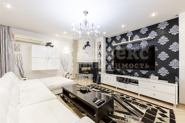 5-к квартира, 204 кв.м.