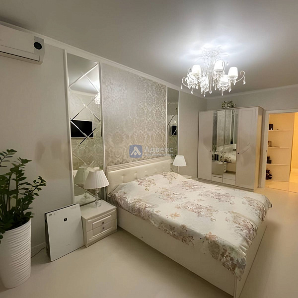 Квартира 1-комн., 42 м²