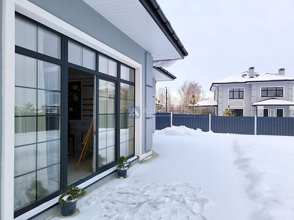 Коттедж 200 м²