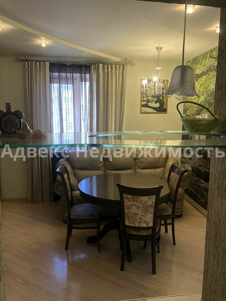 Квартира 3-комн., 110 м²