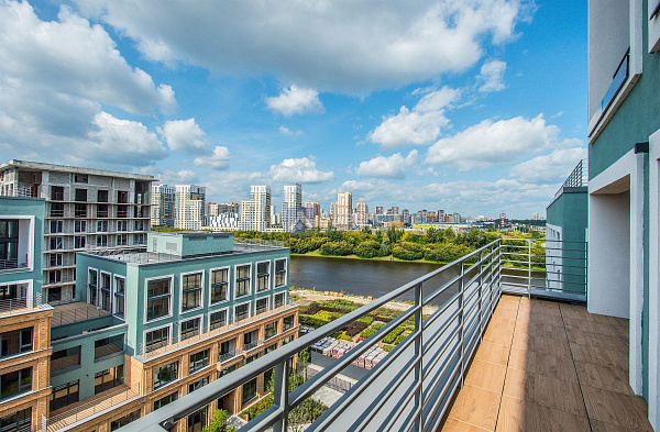 Квартира 2-комн., 81.8 м²