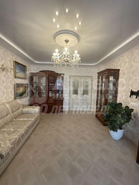 Квартира 2-комн., 76 м²