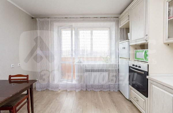 Квартира 2-комн., 67 м²