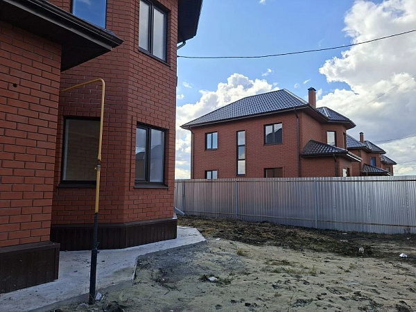 Дом, 163 кв.м.