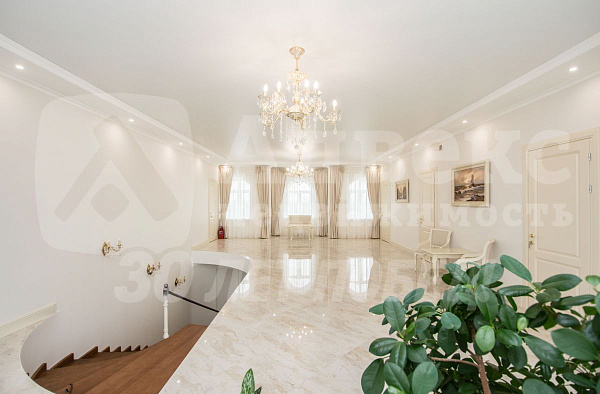 Дом, 410 кв.м.