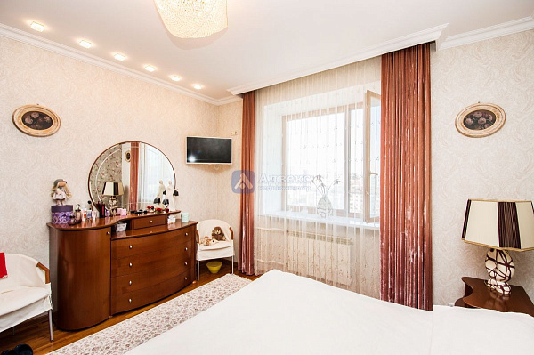 Квартира 2-комн., 123.3 м² Квартира 2-комн., 123.3 м²