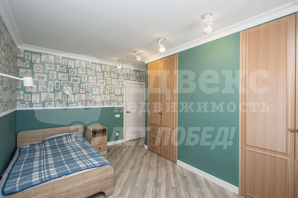 Квартира 3-комн., 117 м²