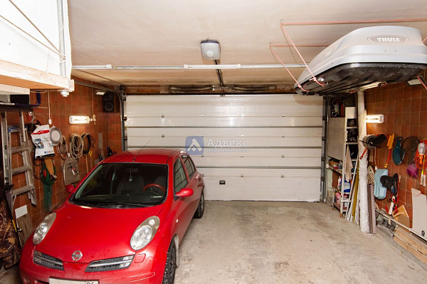 Дом, 230 кв.м.