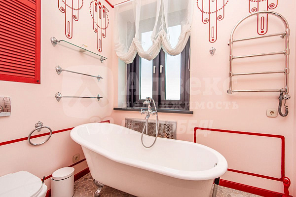 Квартира 2-комн., 90.6 м²