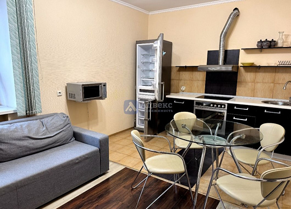 Квартира 1-комн., 55.8 м²