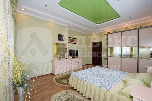 Дом, 263.6 кв.м.