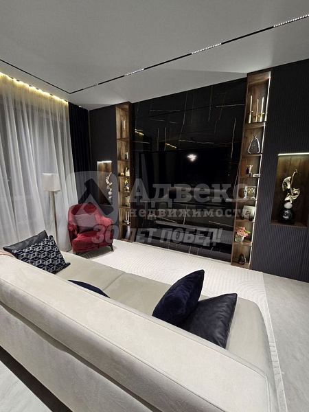 Квартира 2-комн., 100 м²