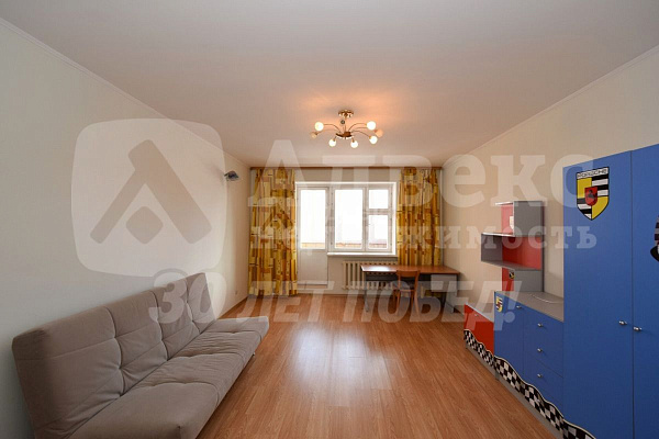 Квартира 3-комн., 101.3 м²