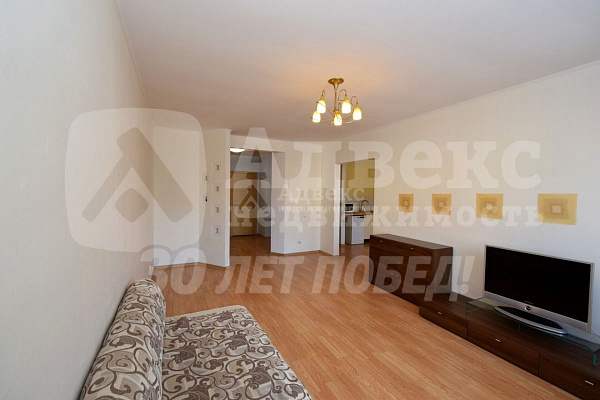 Квартира 3-комн., 101.3 м²