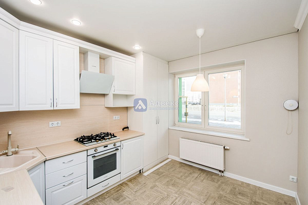 Квартира 3-комн., 68 м²