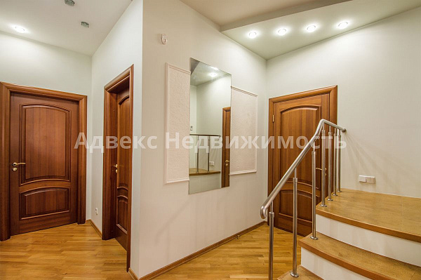 Квартира 4-комн., 185.3 м²