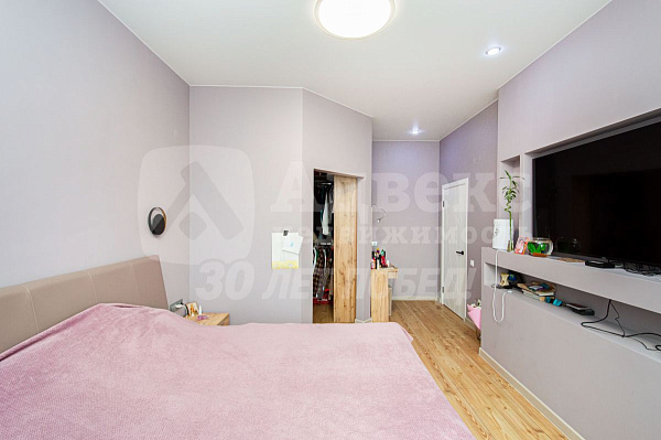 Квартира 2-комн., 66 м²