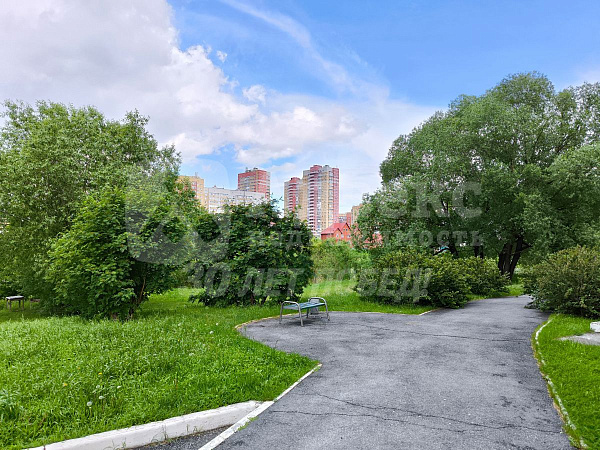 Квартира 2-комн., 80 м²