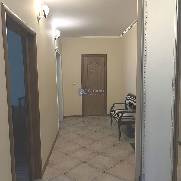 Квартира 2-комн., 76 м²