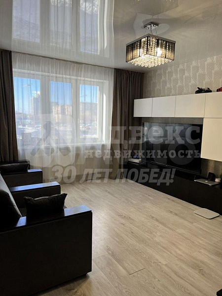 Квартира 3-комн., 76.3 м²