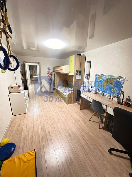 2-к квартира, 76 кв.м.