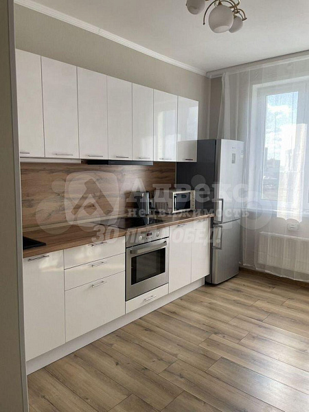 Квартира 1-комн., 37 м²