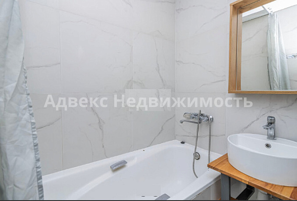 Квартира 3-комн., 65 м²