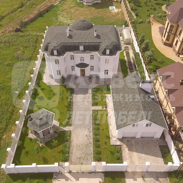 Дом, 410 кв.м.