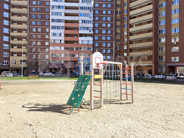 Квартира студия, 67.6 м²