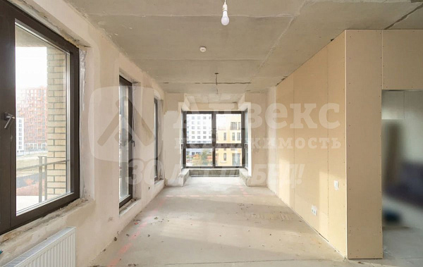 Квартира 3-комн., 107 м²