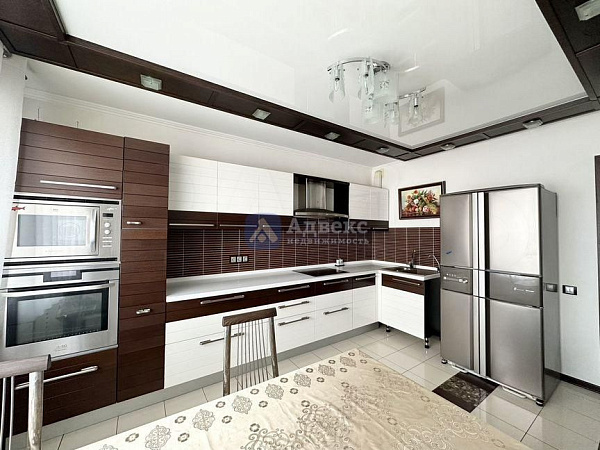 3-к квартира, 96 кв.м. 3-к квартира, 96 кв.м.