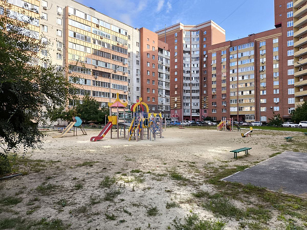 Квартира 3-комн., 91 м²