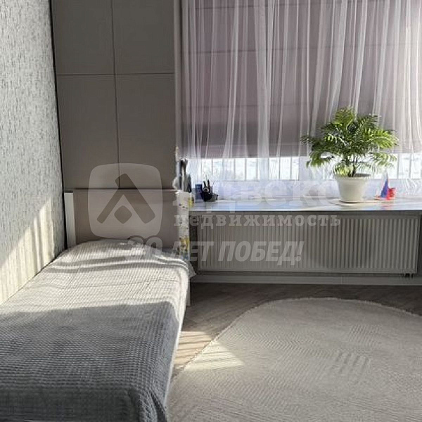 Квартира 2-комн., 60 м²