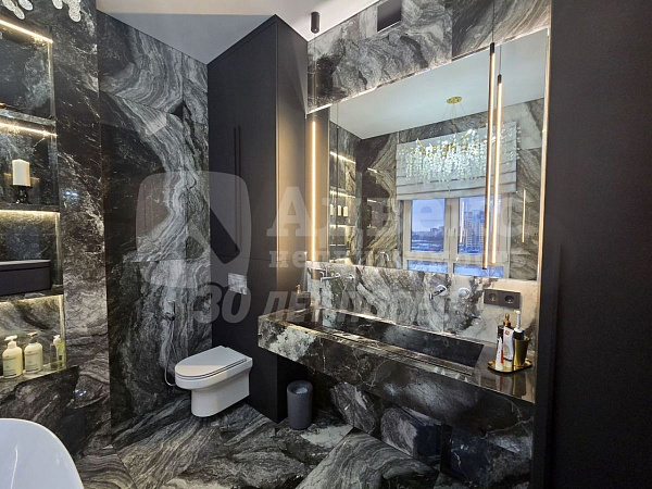 Квартира 2-комн., 100 м²