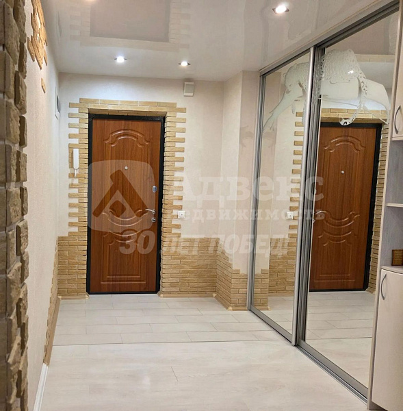 Квартира 3-комн., 90.2 м²