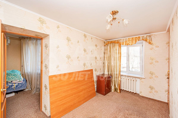 Квартира 3-комн., 64 м²