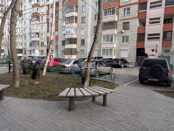 Квартира 4-комн., 104 м² Квартира 4-комн., 104 м²