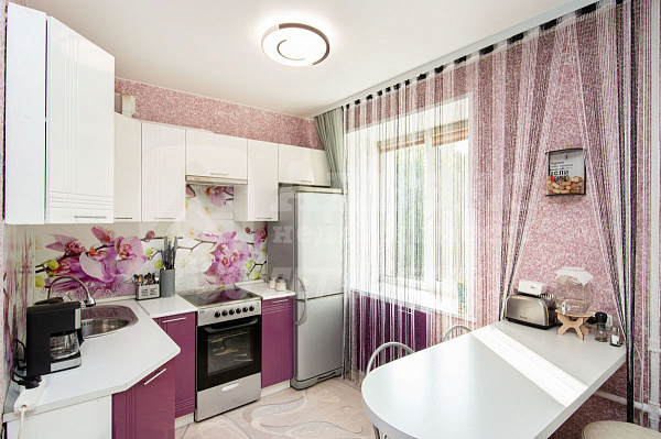 Квартира 3-комн., 54.9 м²
