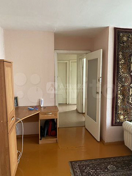 Квартира 4-комн., 60 м²