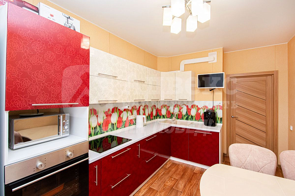 Квартира 2-комн., 64 м²