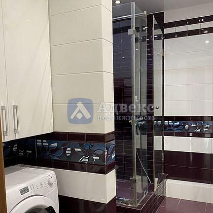 Квартира 3-комн., 76.7 м² Квартира 3-комн., 76.7 м²