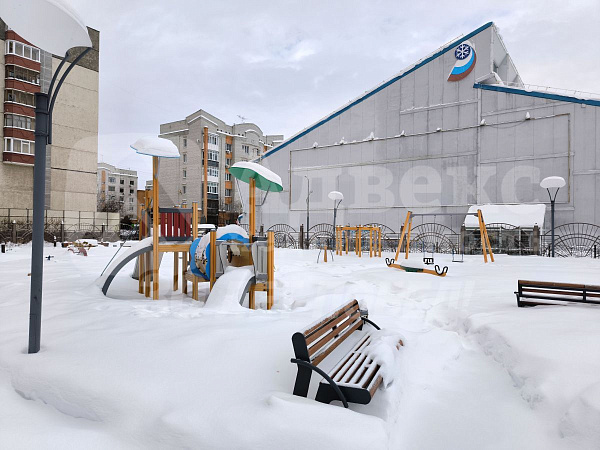 Квартира 4-комн., 156 м²