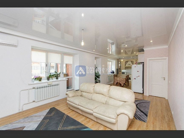 Квартира 3-комн., 109 м²