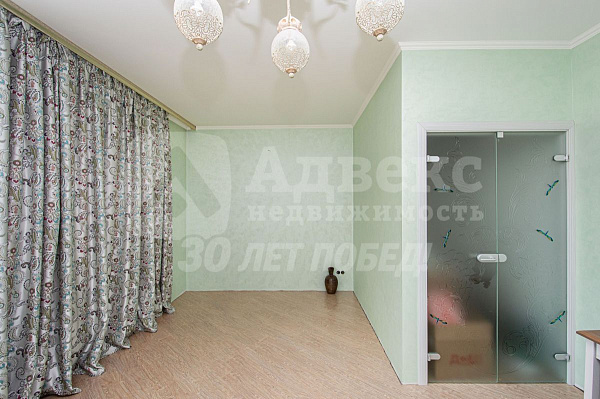 Квартира 2-комн., 80 м²